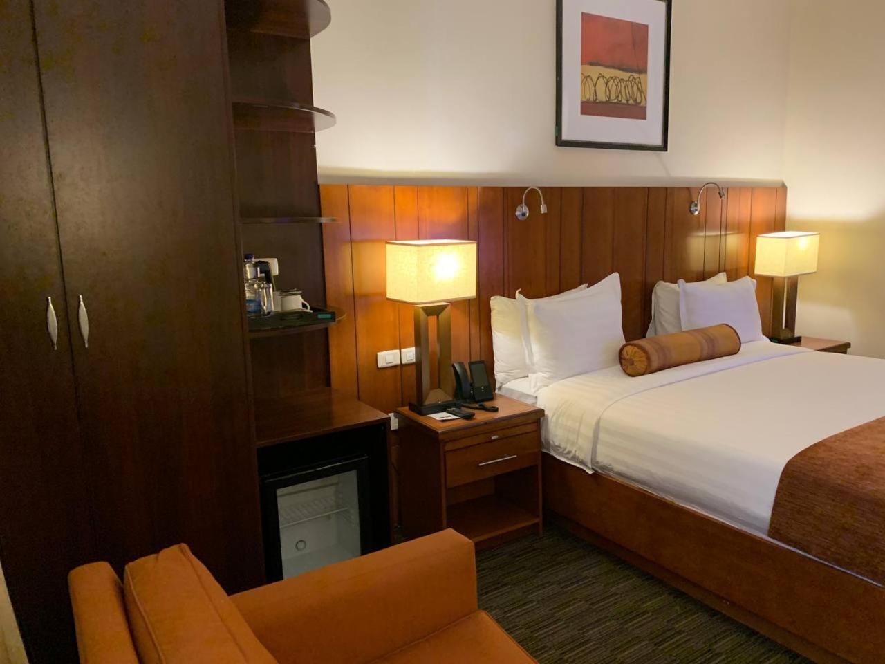 The Hub Hotel Addis Abeba Buitenkant foto