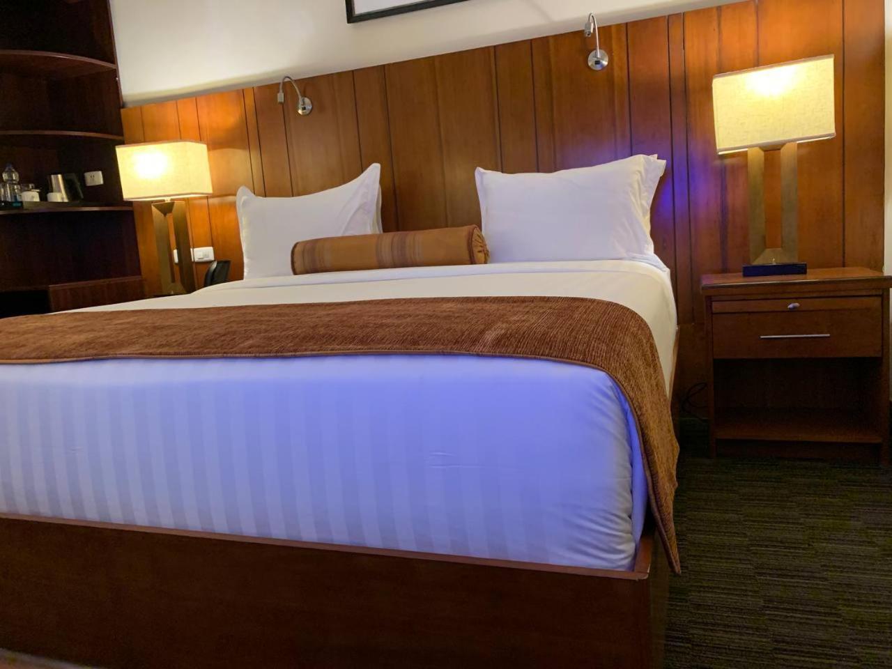 The Hub Hotel Addis Abeba Buitenkant foto