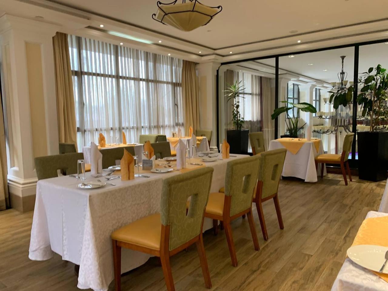 The Hub Hotel Addis Abeba Buitenkant foto