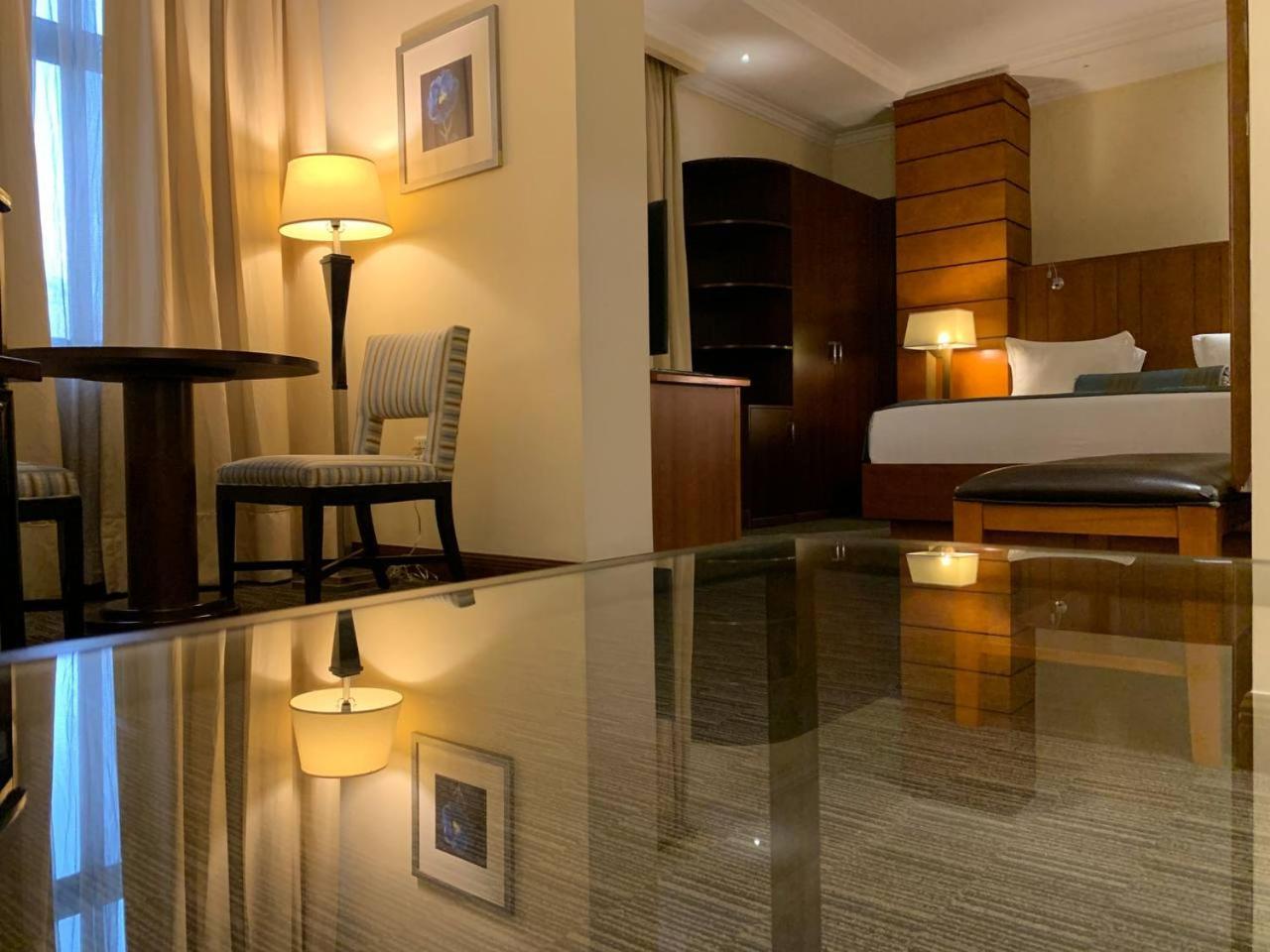 The Hub Hotel Addis Abeba Buitenkant foto
