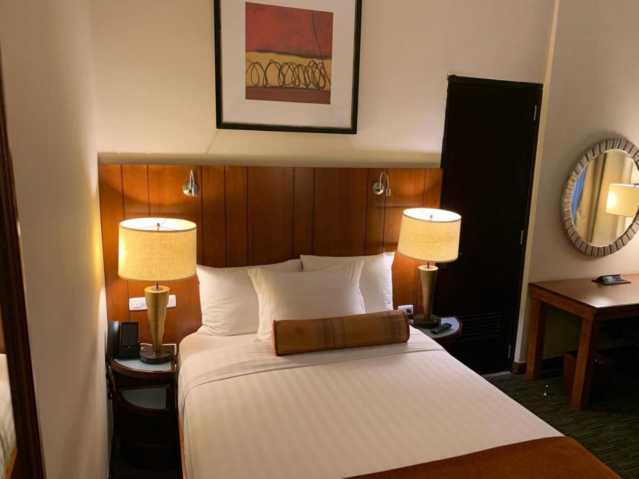 The Hub Hotel Addis Abeba Buitenkant foto